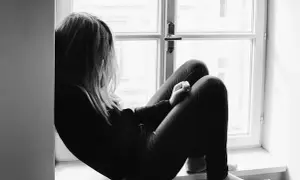 Choroba alkoholowa objawy psychiczne: Jak rozpoznać zagrożenia?