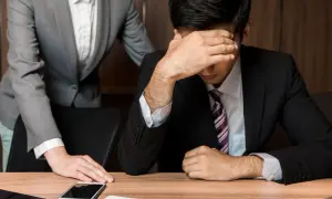 Nerwica histeryczna objawy: Jak rozpoznać i zrozumieć problemy?