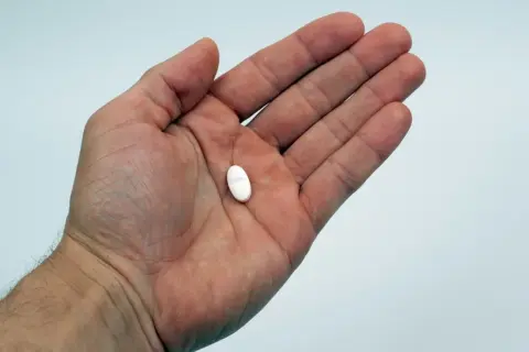 Ile kosztuje lek na HIV? Sprawdź ceny i dostępność w Polsce