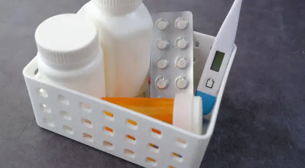 Alergia na leki objawy – poznaj niebezpieczne symptomy reakcji